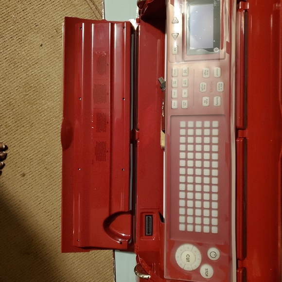 Cricut cake Machine - Picture 2 of 9